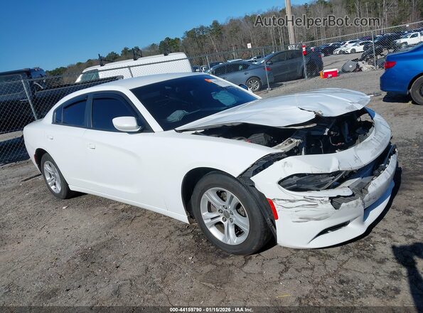 2C3CDXBG7HH655112 2017 DODGE CHARGER Белый Передняя правая четверть