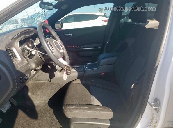 2C3CDXBG9PH701683 2023 DODGE CHARGER Белый Вид салона спереди