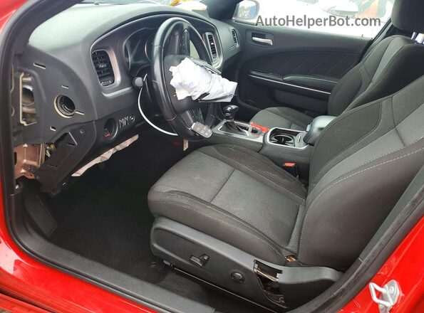 2C3CDXBGXNH216210 2022 DODGE CHARGER Красный Вид салона спереди