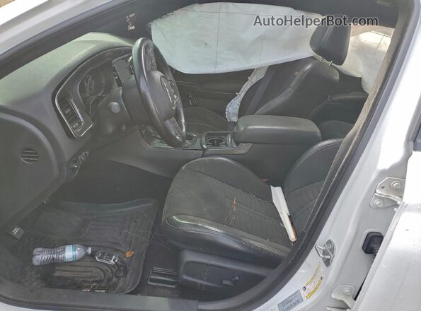 2C3CDXGJ9HH533193 2017 DODGE CHARGER Белый Вид салона спереди