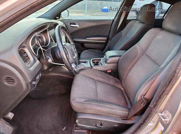2C3CDXHG3GH126102 2016 DODGE CHARGER Серебряный Вид салона спереди