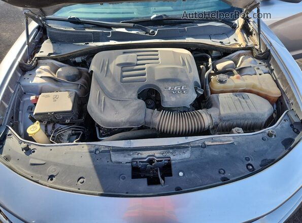 2C3CDXHG3GH126102 2016 DODGE CHARGER Серебряный Вид задней части салона