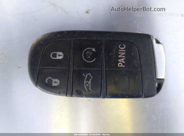 2C3CDXHG3KH526427 2019 DODGE CHARGER Серый Вид панели приборов