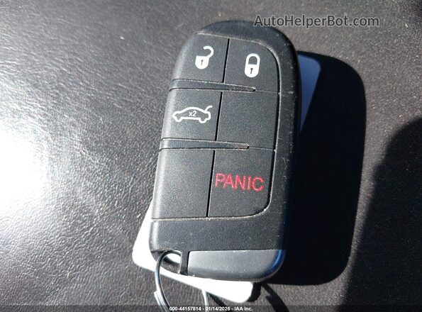 2C3CDZAG0KH694211 2019 DODGE CHALLENGER Черный Вид панели приборов