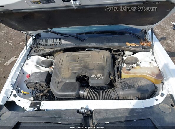 2C3CDZAG3KH672235 2019 DODGE CHALLENGER Белый Вид сзади