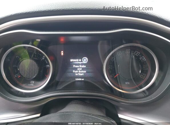 2C3CDZAG4KH744754 2019 DODGE CHALLENGER Белый Вид задних сидений