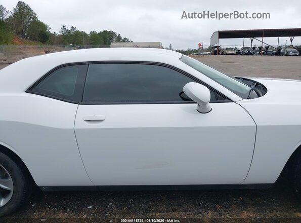 2C3CDZAG4KH744754 2019 DODGE CHALLENGER Белый Вид задней части салона