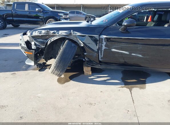 2C3CDZBT5MH513506 2021 DODGE CHALLENGER Черный Вид спереди