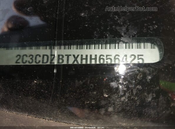 2C3CDZBTXHH656425 2017 DODGE CHALLENGER Оранжевый Вид подкапотного пространства