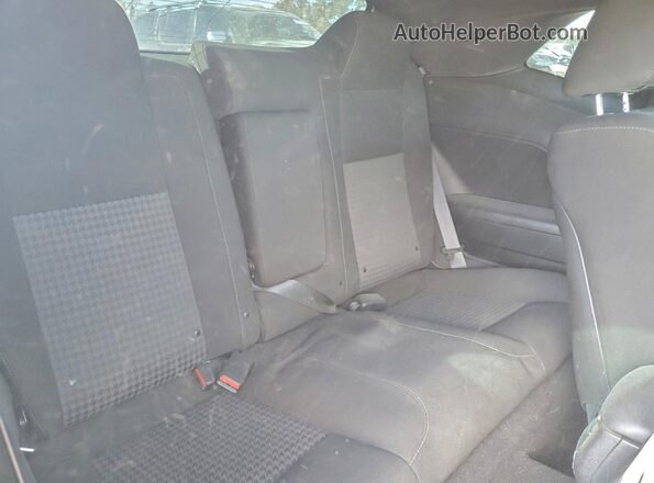 2C3CDZFJ2PH667863 2023 DODGE CHALLENGER Gray Vista de los asientos traseros