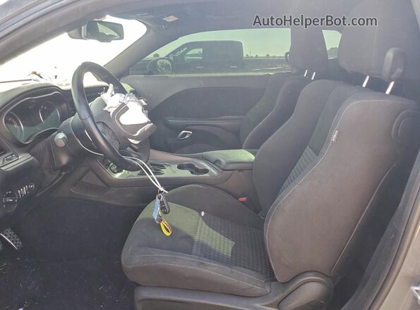 2C3CDZFJ2PH667863 2023 DODGE CHALLENGER Gray Vista interior delantera