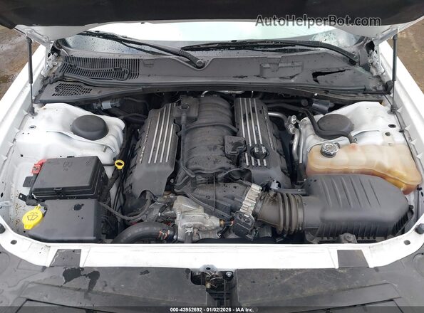 2C3CDZFJ9LH222515 2020 DODGE CHALLENGER Белый Вид сзади