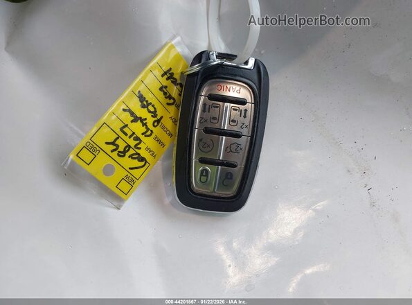 2C4RC1BG0HR794837 2017 CHRYSLER PACIFICA Серый Вид панели приборов
