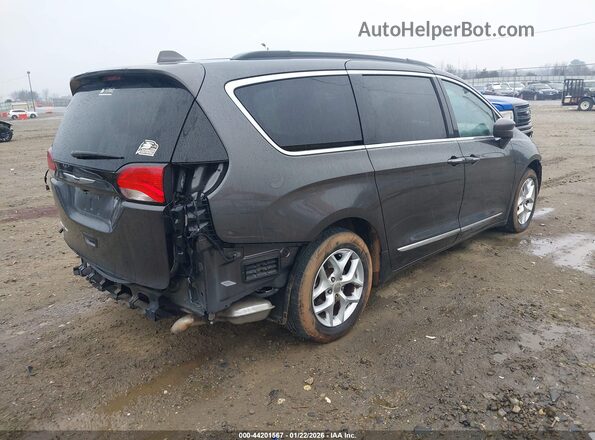 2C4RC1BG0HR794837 2017 CHRYSLER PACIFICA Серый Задняя правая четверть
