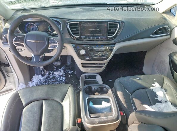 2C4RC1BG6PR539849 2023 CHRYSLER PACIFICA Белый Вид панели приборов