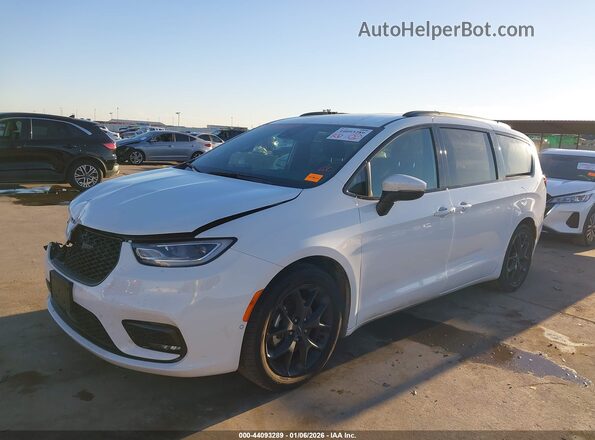 2C4RC1BG7PR629382 2023 CHRYSLER PACIFICA White Передня ліва чверть
