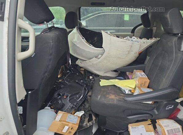 2C4RC1CG0NR103347 2022 CHRYSLER VOYAGER  Trasero izquierdo