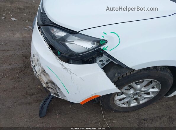 2C4RC1CG0NR105065 2022 CHRYSLER VOYAGER Белый Вид спереди