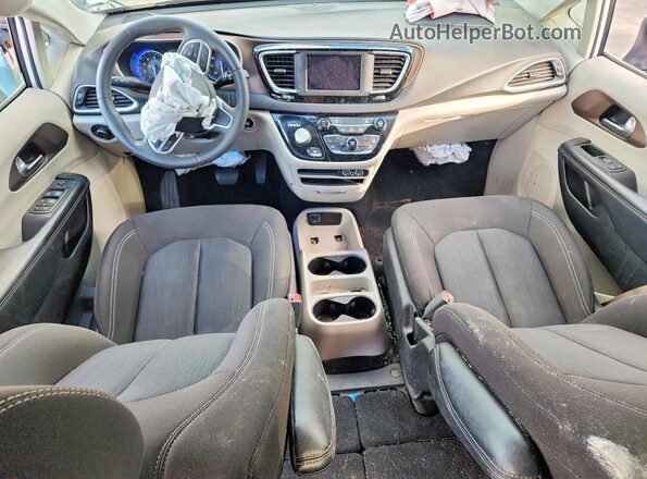 2C4RC1CG2NR208696 2022 CHRYSLER VOYAGER White Вид панелі приладів