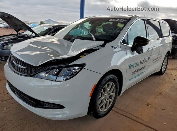 2C4RC1CG2SR535076 2025 CHRYSLER VOYAGER Белый Передняя левая четверть