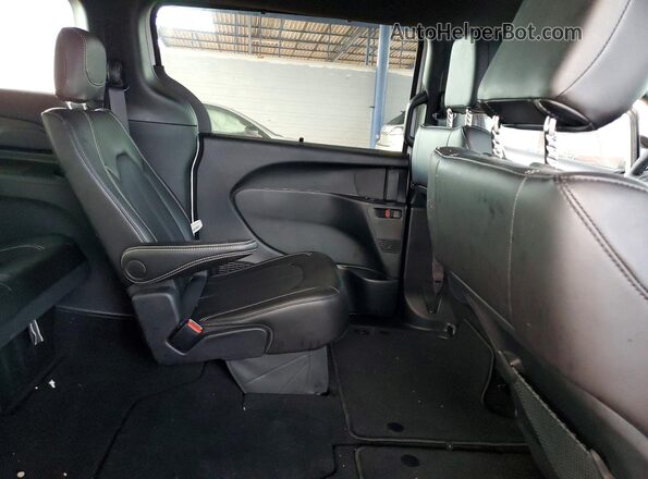 2C4RC1CG2SR535076 2025 CHRYSLER VOYAGER Белый Вид задней части салона