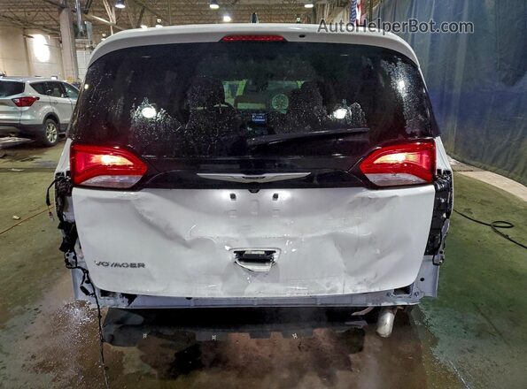 2C4RC1CG5RR179023 2024 CHRYSLER VOYAGER Белый Вид сзади