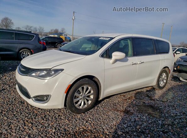 2C4RC1FG0JR132966 2018 CHRYSLER PACIFICA White Przód lewy