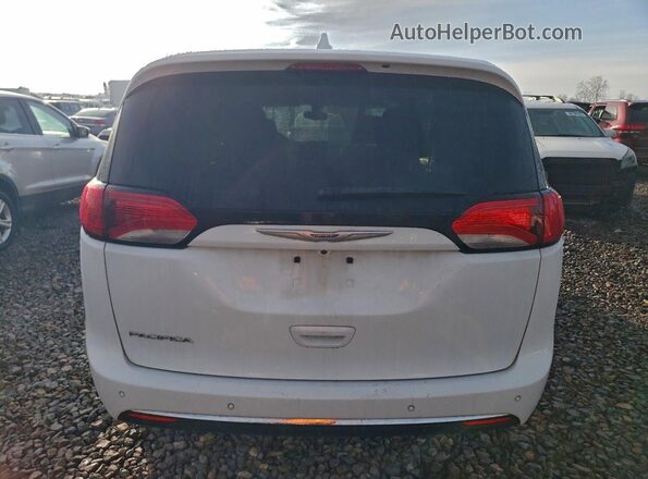 2C4RC1FG0JR132966 2018 CHRYSLER PACIFICA White Widok z tyłu