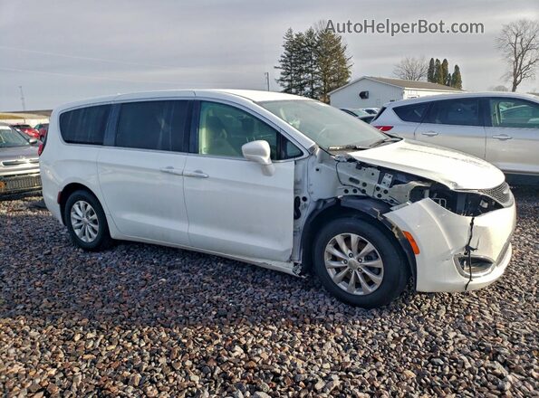 2C4RC1FG0JR132966 2018 CHRYSLER PACIFICA White Przód prawy