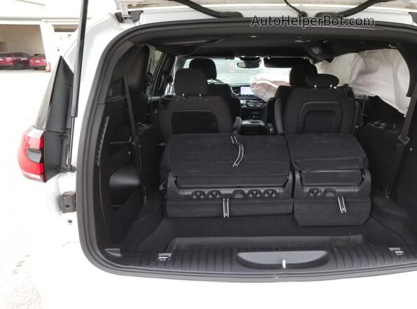 2C4RC1FG0NR103389 2022 CHRYSLER PACIFICA  Rear seats view