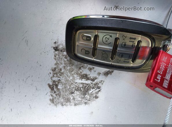 2C4RC1FG5JR316719 2018 CHRYSLER PACIFICA Gray Widok deski rozdzielczej