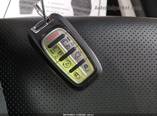 2C4RC1GG5PR575119 2023 CHRYSLER PACIFICA White წინა პანელის ხედი