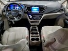 2018 Chrysler Pacifica Hybrid Touring Plus Blue vin: 2C4RC1H75JR195283