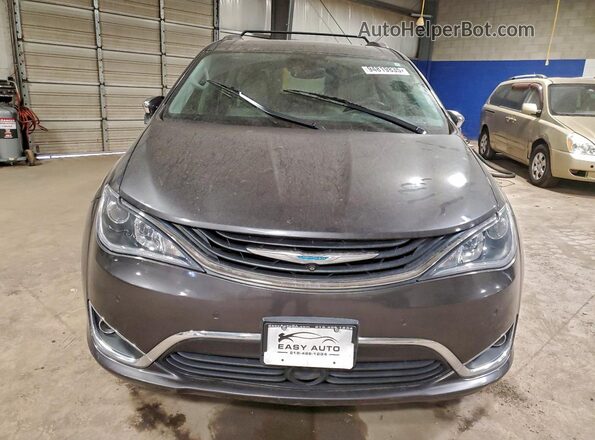2C4RC1N74JR169696 2018 CHRYSLER PACIFICA Gray Widok z przodu