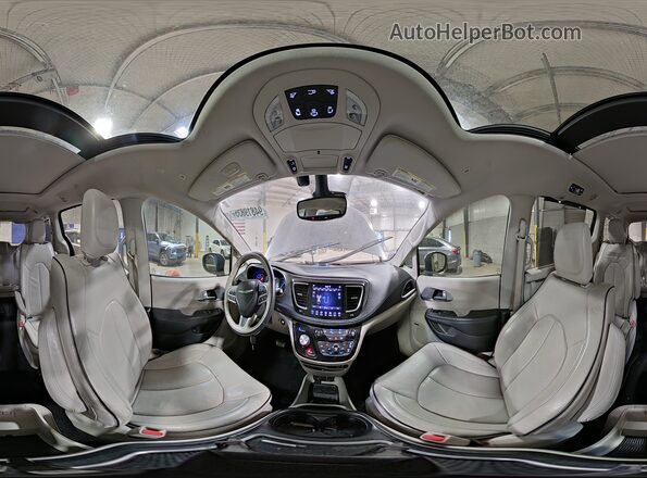 2C4RC1N74JR169696 2018 CHRYSLER PACIFICA Gray Widok wnętrza 360 stopni