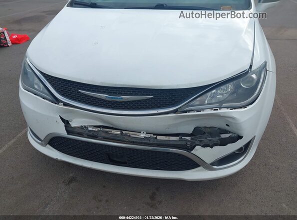 2C4RC1N77LR143497 2020 CHRYSLER PACIFICA White Vista frontal