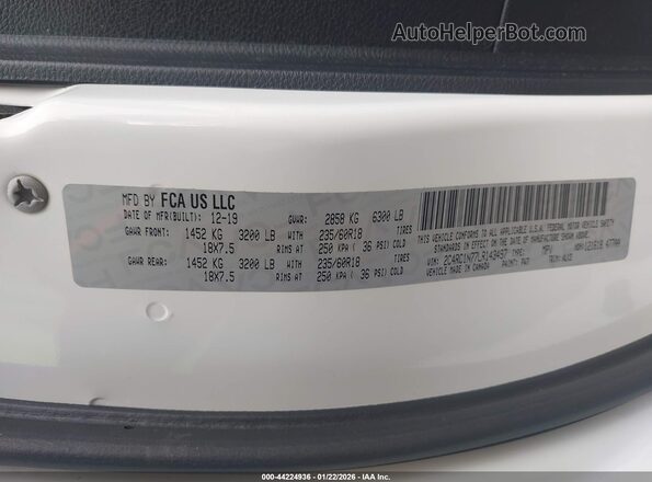 2C4RC1N77LR143497 2020 CHRYSLER PACIFICA White Vista del compartimento del motor
