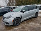2023 Chrysler Pacifica Touring L Silver vin: 2C4RC3BG2PR576201
