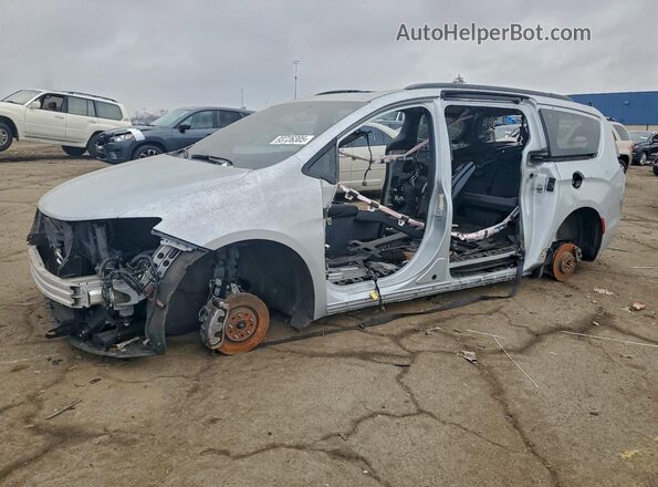 2C4RC3GG1PR556479 2023 CHRYSLER PACIFICA Silver Przód lewy
