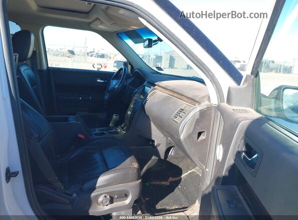 2FMGK5C82HBA13815 2017 FORD FLEX Белый Вид салона спереди