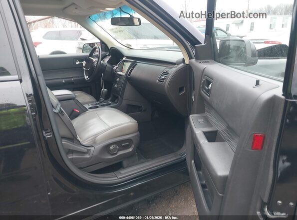 2FMGK5C85GBA00510 2016 FORD FLEX Black Widok wnętrza z przodu
