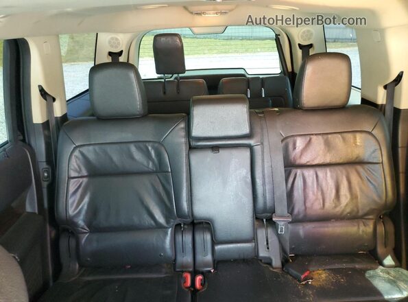 2FMGK5D8XGBA01005 2016 FORD FLEX Black Widok tylnych siedzeń