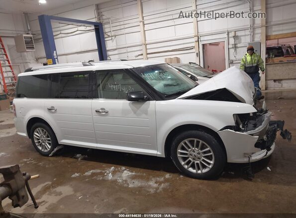 2FMHK6C89JBA14492 2018 FORD FLEX Белый Вид задней части салона