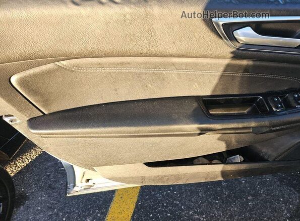 2FMPK3K95LBA30521 2020 FORD EDGE  Widok wnętrza z przodu