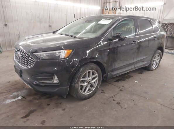 2FMPK4J90RBA28577 2024 FORD EDGE Черный Передняя левая четверть