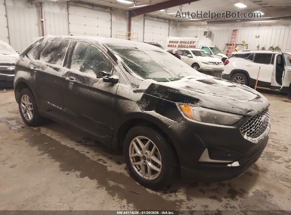 2FMPK4J92RBA38706 2024 FORD EDGE Черный Передняя правая четверть