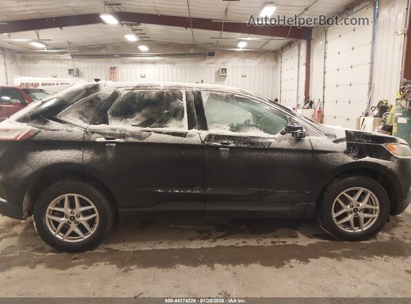 2FMPK4J92RBA38706 2024 FORD EDGE Черный Вид задней части салона