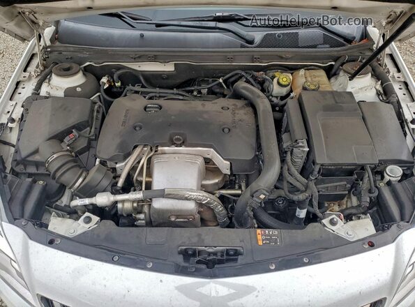 2G4GK5EX1G9161982 2016 BUICK REGAL Белый Вид задней части салона