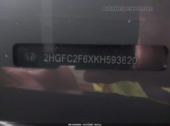2HGFC2F6XKH593620 2019 HONDA CIVIC Red Vista del compartimento del motor