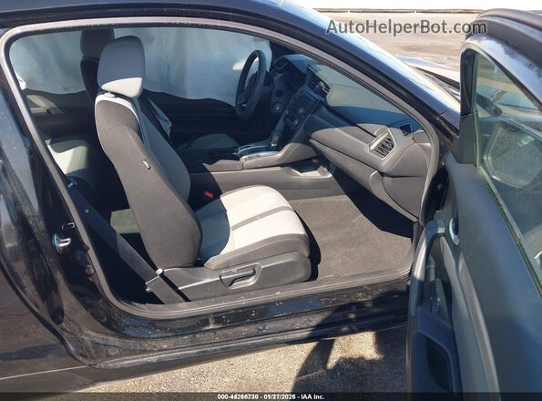 2HGFC4B5XJH300256 2018 HONDA CIVIC Черный Вид салона спереди